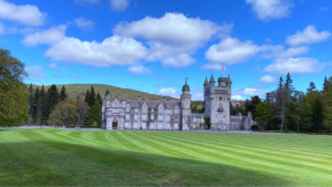 Aberdeen Airport To Balmoral Castle
