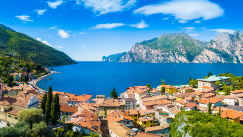 Closest Airport For Lake Garda In Italy