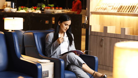 How Do Airport Lounges Work